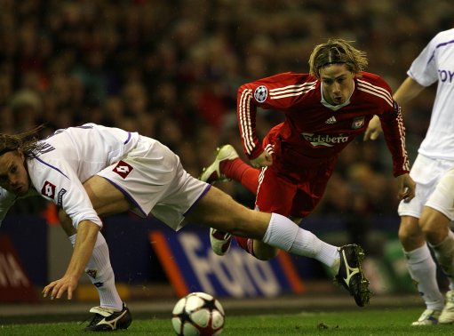 足球运动对孩子的益处（足球运动对儿童成长的积极影响）