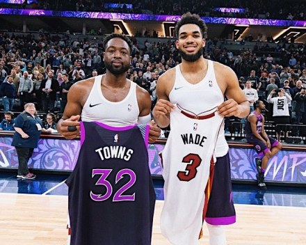 李国旭：全队身体情况良好，在队里的球员都能参加比赛（李国旭：球队健康状态佳，现有球员均可出战）