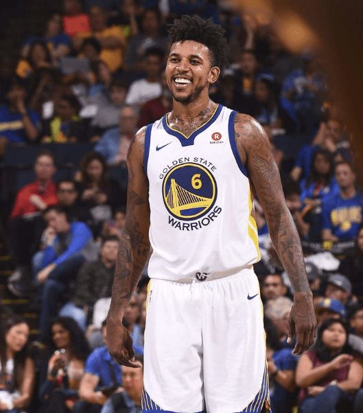 巅峰对决，阿森纳、拜仁欧冠均四战全胜，下一轮直接交手（阿森纳与拜仁欧冠四连胜 下轮直接碰面）