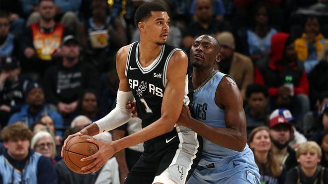 2025中超最佳阵容：蓉城4人入选，法比奥等8名外援在列（2025中超最佳阵容揭晓：蓉城4将入选，含法比奥在内共8名外援）