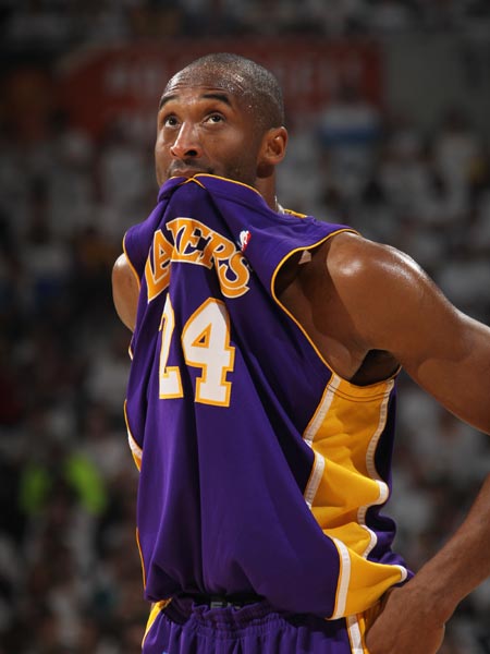 加斯佩里尼：10人应战的比赛变得困难，我们犯了一些错误（加斯佩里尼：少一人作战让比赛更艰难，我们确实犯了一些错误）