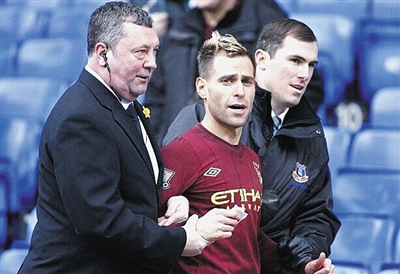 哈斯勒姆：06年夺冠后 热火曾尝试换来艾弗森搭档韦德（哈斯勒姆透露：热火在2006夺冠后曾尝试交易得到艾弗森与韦德搭档）