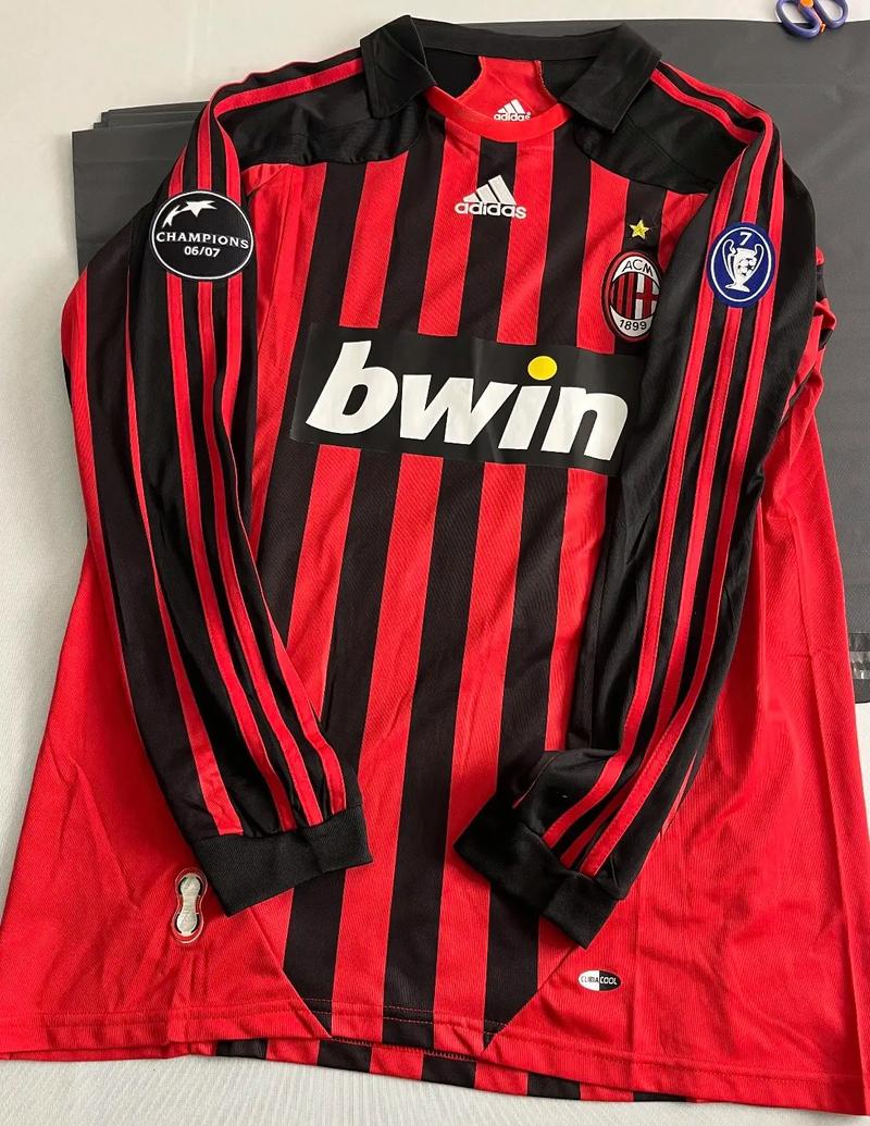 中国女足2-3苏格兰女足，张琳艳、吴澄舒互相传射，豪厄特吊射双响（中国女足2-3惜败苏格兰，张琳艳吴澄舒互相传射，豪厄特吊射梅开二度）