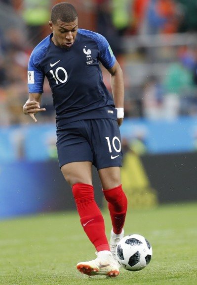 马卡：土耳其客平西班牙后更衣室发生盗窃事件，手表戒指丢失（马卡报：土耳其客场战平西班牙后更衣室遭窃，手表与戒指失踪）