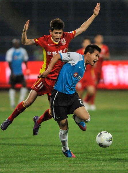 天空体育预测本轮英超：利物浦2-0热刺，曼联或不敌维拉（天空体育英超本轮前瞻：利物浦看好2-0拿下热刺，曼联或负于阿斯顿维拉）