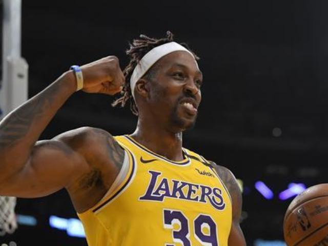 二飞虽退但接班人已到！王洪泽CBA俱乐部杯场均10.3分5.3板2.3助（二飞退役接班人上线：王洪泽在CBA俱乐部杯场均10.3分5.3篮板2.3助攻）