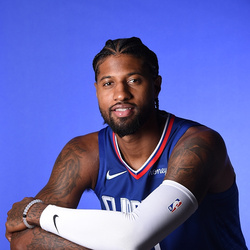 德甲前瞻：斯图加特欲报一箭之仇，拜仁防线需提升专注度（德甲前瞻：斯图加特力拼复仇，拜仁后防需提高注意力）